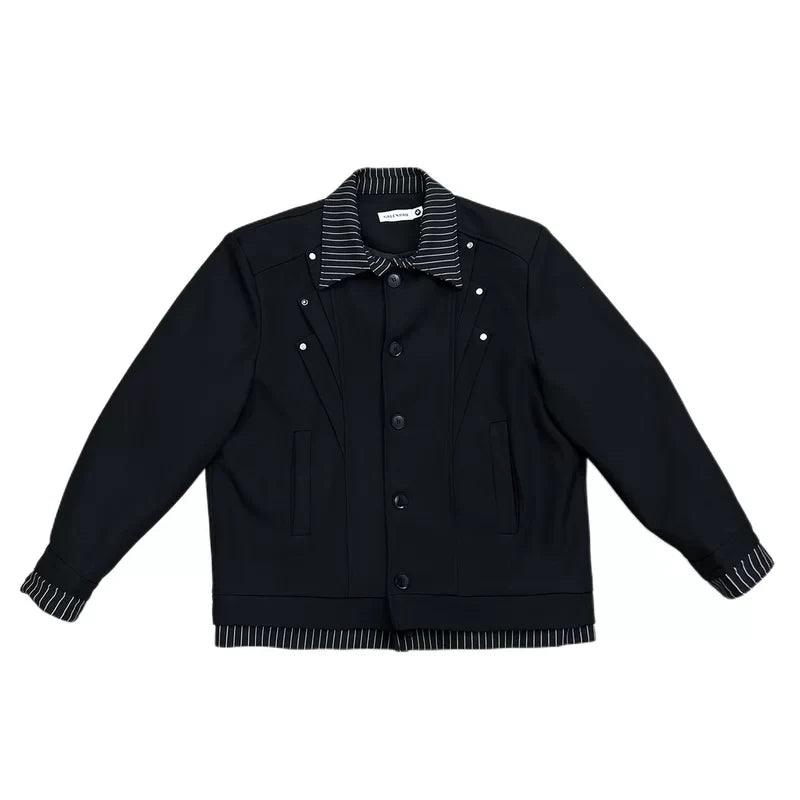 Lagenjacke mit Streifenmuster und dekonstruiertem Revers